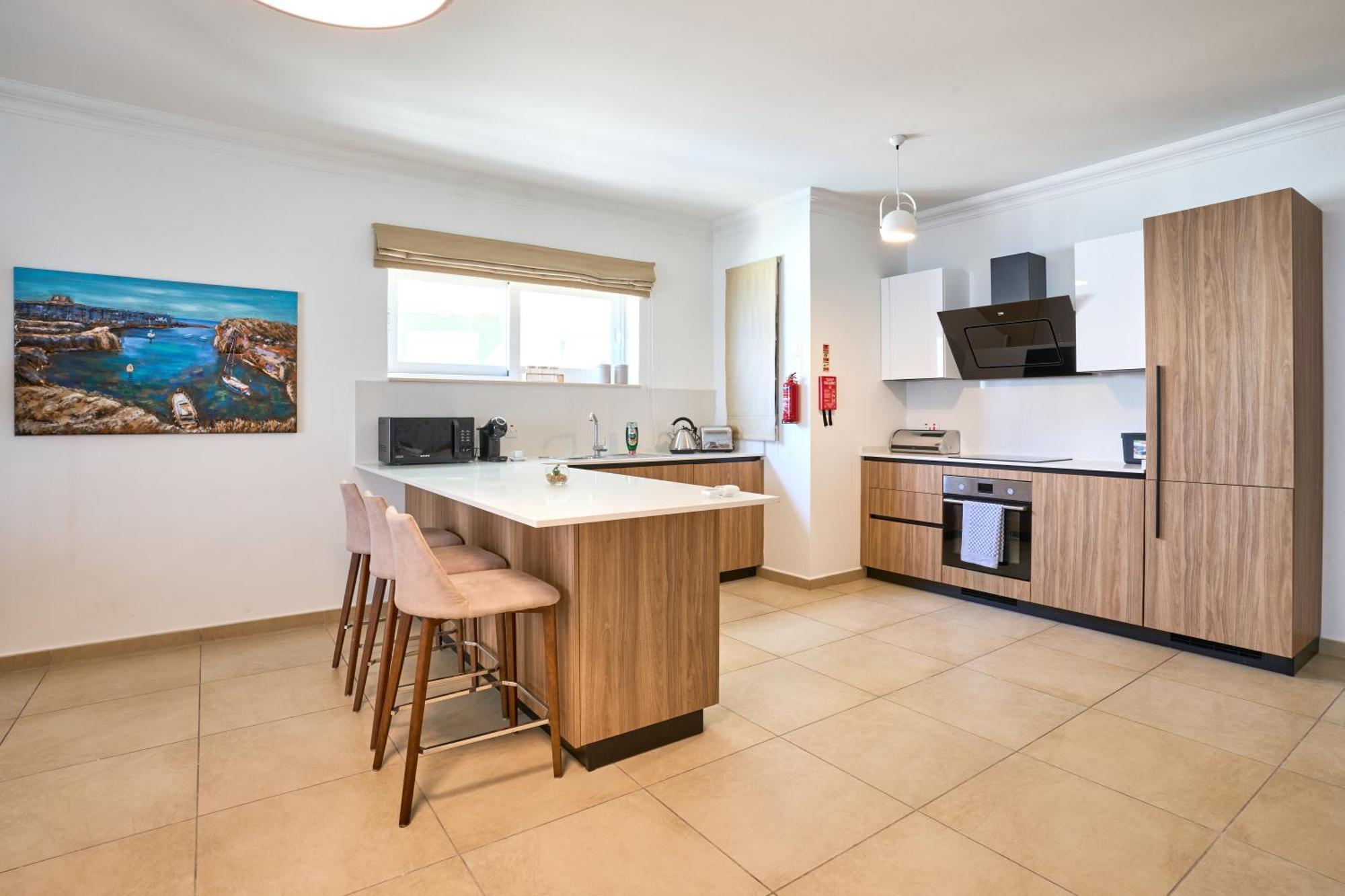 Stunning 3-Bedroom Seaview Retreat In Fort Cambridge Sliema Zewnętrze zdjęcie